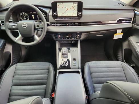 New 2026 Nissan Rogue SL AWD/4WD image 16