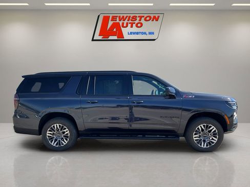 Certified 2025 Chevrolet Suburban Z71 AWD/4WD image 13