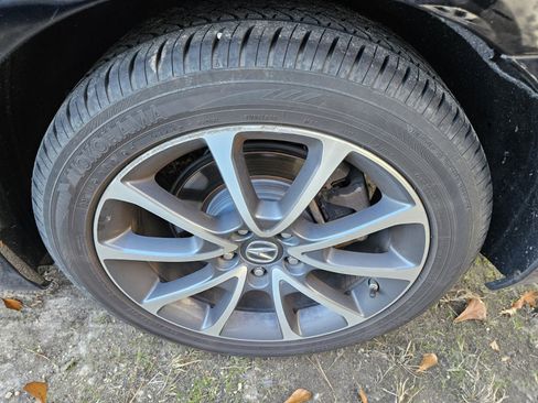 Used 2018 Acura TLX V6 SH-AWD w/ Technology Pkg image 4