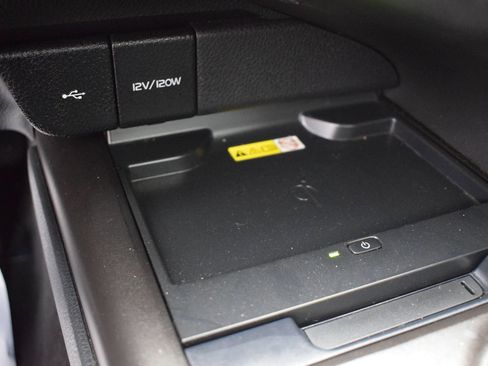 Used 2022 Toyota Camry XSE w/ Navigation Package FWD image 17
