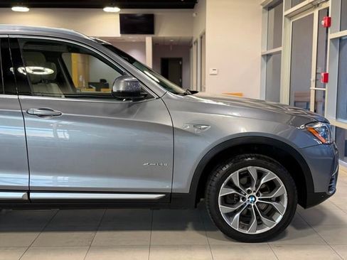 Used 2017 BMW X3 xDrive28i image 16