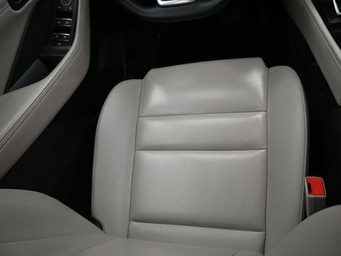 Used 2023 Nissan Rogue SL AWD/4WD image 14