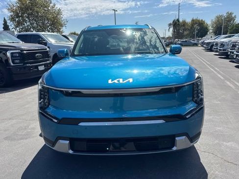 Used 2024 Kia EV9 Land AWD/4WD image 5