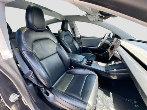 Used 2025 Tesla Model 3 Long Range RWD image 29