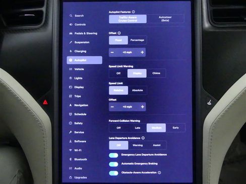 Used 2018 Tesla Model S AWD image 14