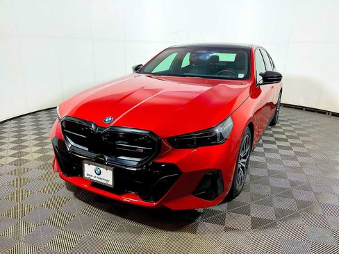 Used 2024 BMW i5 M60 w/ Premium Package image 3