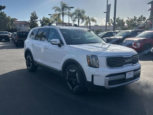 Used 2025 Kia Telluride S AWD/4WD image 5