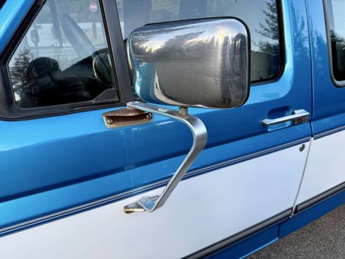 Used 1994 Ford F250 XLT image 65