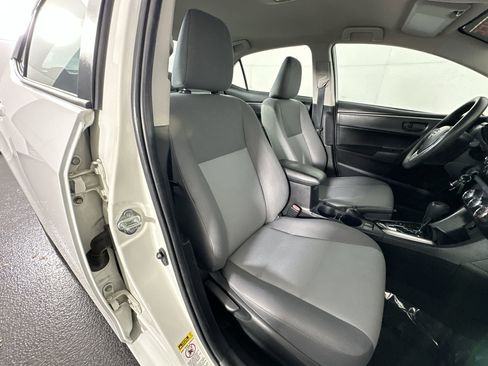 Used 2016 Toyota Corolla L image 30