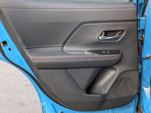 Certified 2025 Nissan Kicks SR FWD image 24