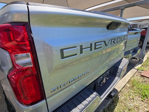 Used 2022 Chevrolet Silverado 1500 RST w/ Safety Package AWD/4WD image 5