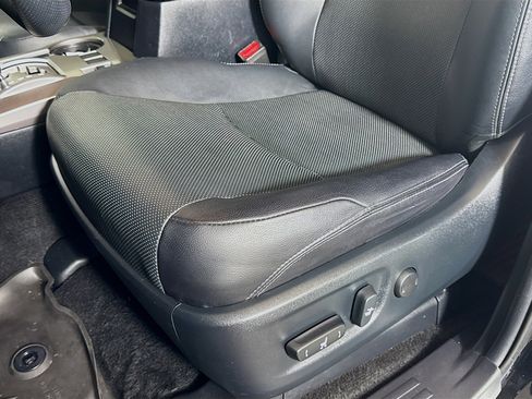 Certified 2022 Toyota 4Runner Limited image 21