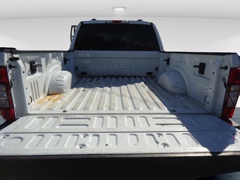 Used 2022 Ford F250 XLT w/ XLT Value Package image 11