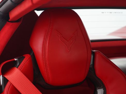 Used 2024 Chevrolet Corvette Z06 image 16