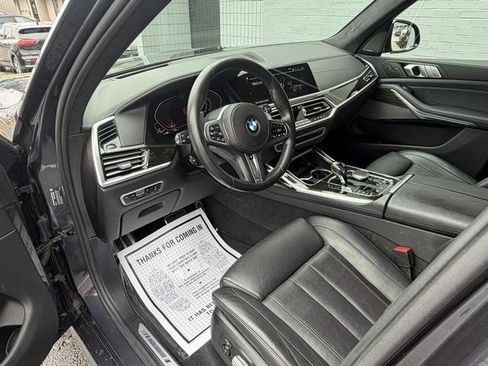 Used 2019 BMW X7 xDrive50i w/ M Sport Package image 14