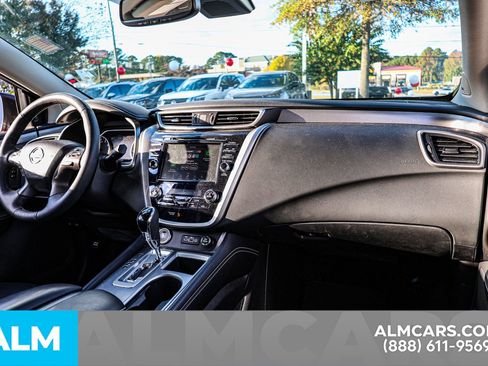 Used 2020 Nissan Murano SL w/ Moonroof Package image 27