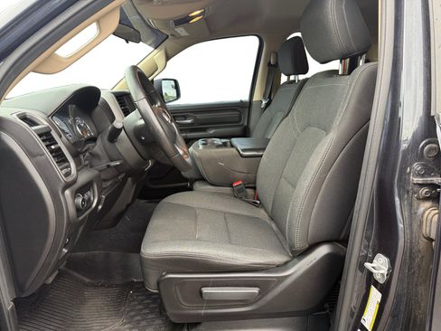 Used 2019 RAM 1500 Tradesman AWD/4WD image 9