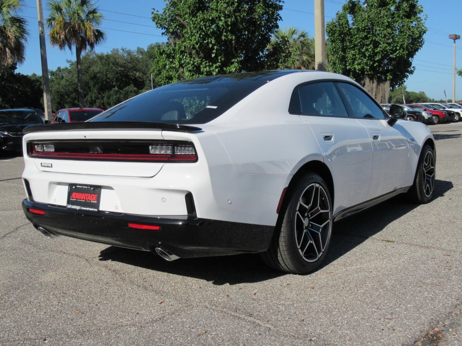 New 2026 Dodge Charger R/T AWD/4WD image 7