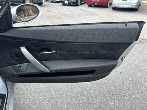 Used 2006 BMW Z4 3.0i image 27