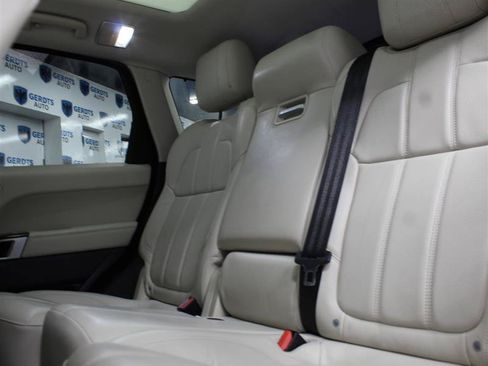 Used 2017 Land Rover Range Rover Sport HSE AWD/4WD image 18