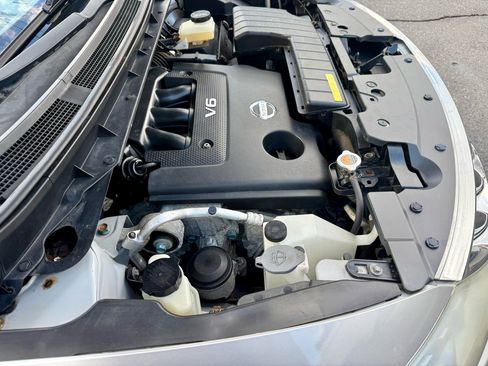 Used 2009 Nissan Murano SL w/ Leather Pkg image 30