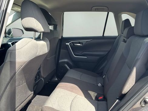 Used 2025 Toyota RAV4 XLE FWD image 14