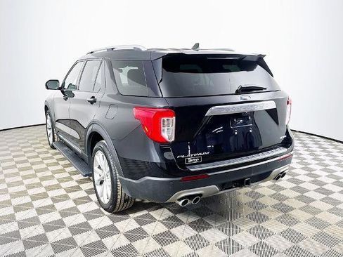Certified 2023 Ford Explorer Platinum w/ Technology Package AWD/4WD image 5