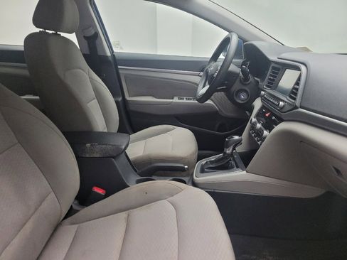 Used 2020 Hyundai Elantra SEL image 21