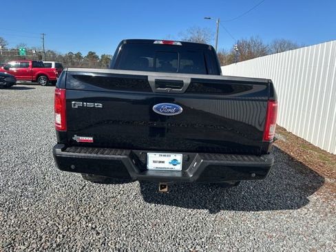 Used 2017 Ford F150 XLT w/ Equipment Group 302A Luxury image 4