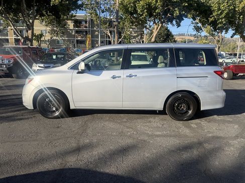 Used 2015 Nissan Quest S FWD image 8