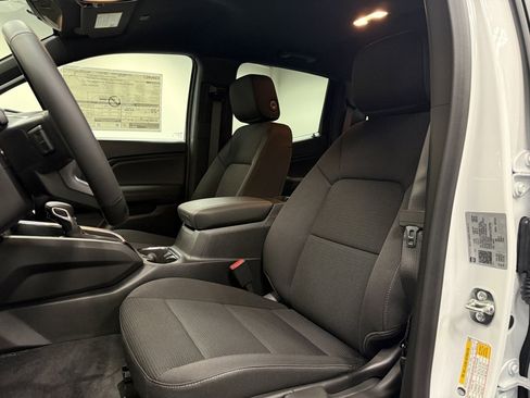 New 2026 GMC Canyon Elevation image 23