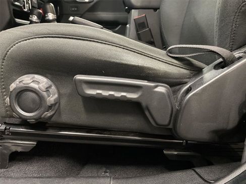 Used 2021 Jeep Wrangler Unlimited Sahara w/ Uconnect 4C Nav & Sound Group image 18