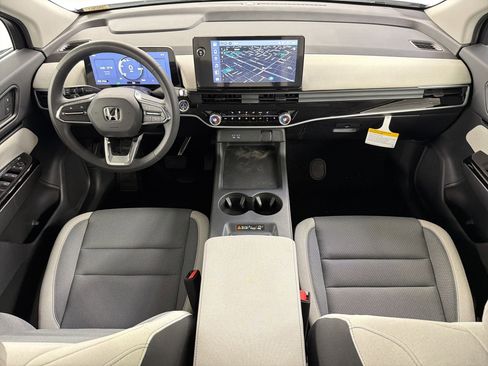 New 2026 Honda Prologue EX image 16
