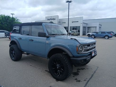 Used 2022 Ford Bronco Big Bend AWD/4WD image 2