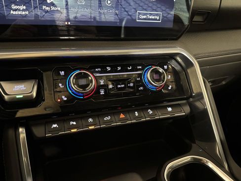 Used 2022 GMC Sierra 1500 Denali image 31