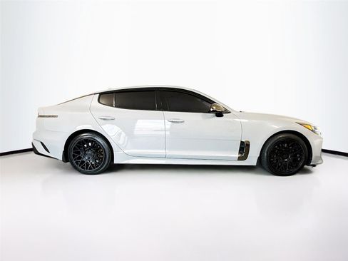 Used 2022 Kia Stinger GT-Line RWD image 31