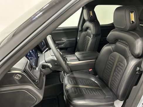 Used 2025 Rivian R1T Adventure AWD/4WD image 20