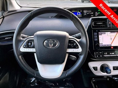 Certified 2017 Toyota Prius Four Touring w/ Premium Convenience Package image 8