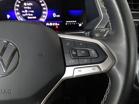 Used 2024 Volkswagen Tiguan SE image 24