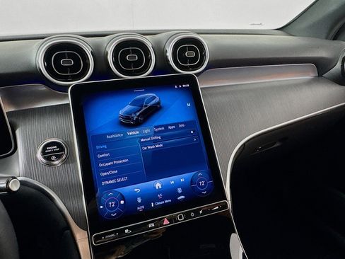 Used 2026 Mercedes-Benz GLC 300 GLC 300 image 19