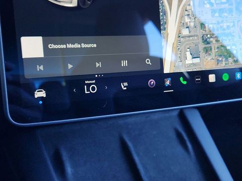 Used 2021 Tesla Model 3 Long Range AWD/4WD image 9