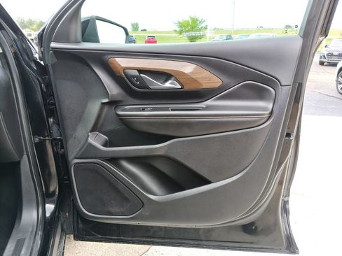 Used 2019 GMC Terrain SLE w/ Black Edition AWD/4WD image 19