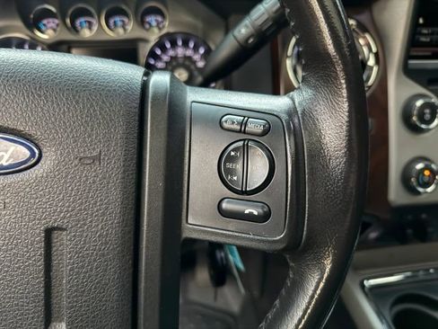 Used 2016 Ford F250 Lariat w/ Chrome Package image 26