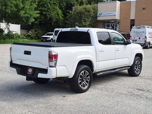 Used 2023 Toyota Tacoma TRD Sport AWD/4WD image 3