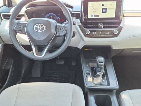 Certified 2026 Toyota Corolla Cross LE FWD image 14