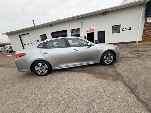 Used 2017 Kia Optima EX FWD image 10