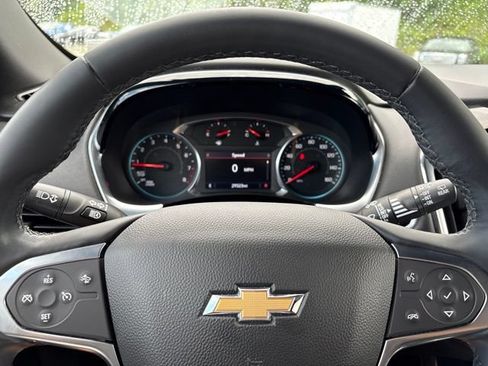 Used 2023 Chevrolet Traverse LT AWD/4WD image 22