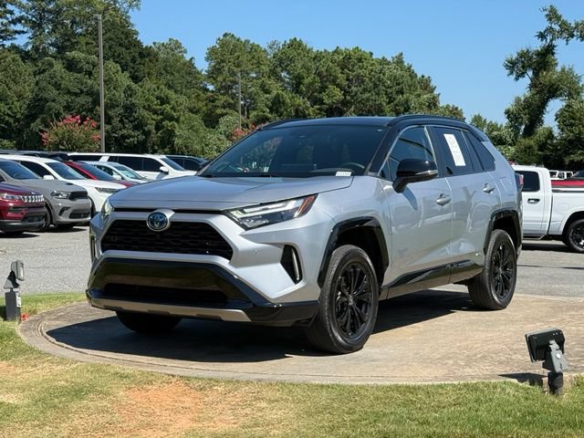 Used 2024 Toyota RAV4 XSE AWD/4WD image 3