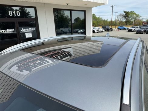 Used 2023 BMW X3 xDrive30i w/ Premium Package image 12