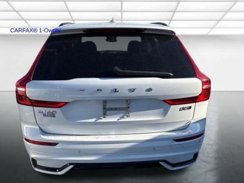 Certified 2023 Volvo XC60 B5 Plus w/ Climate Package image 5